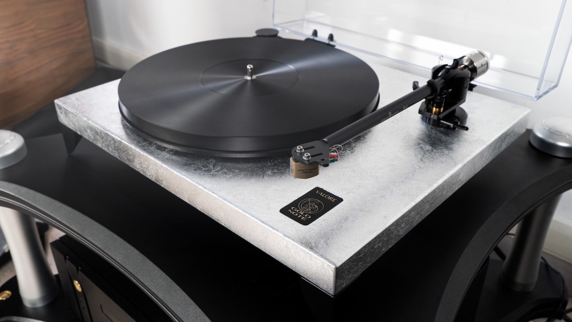 06-Gold Note turntable silver